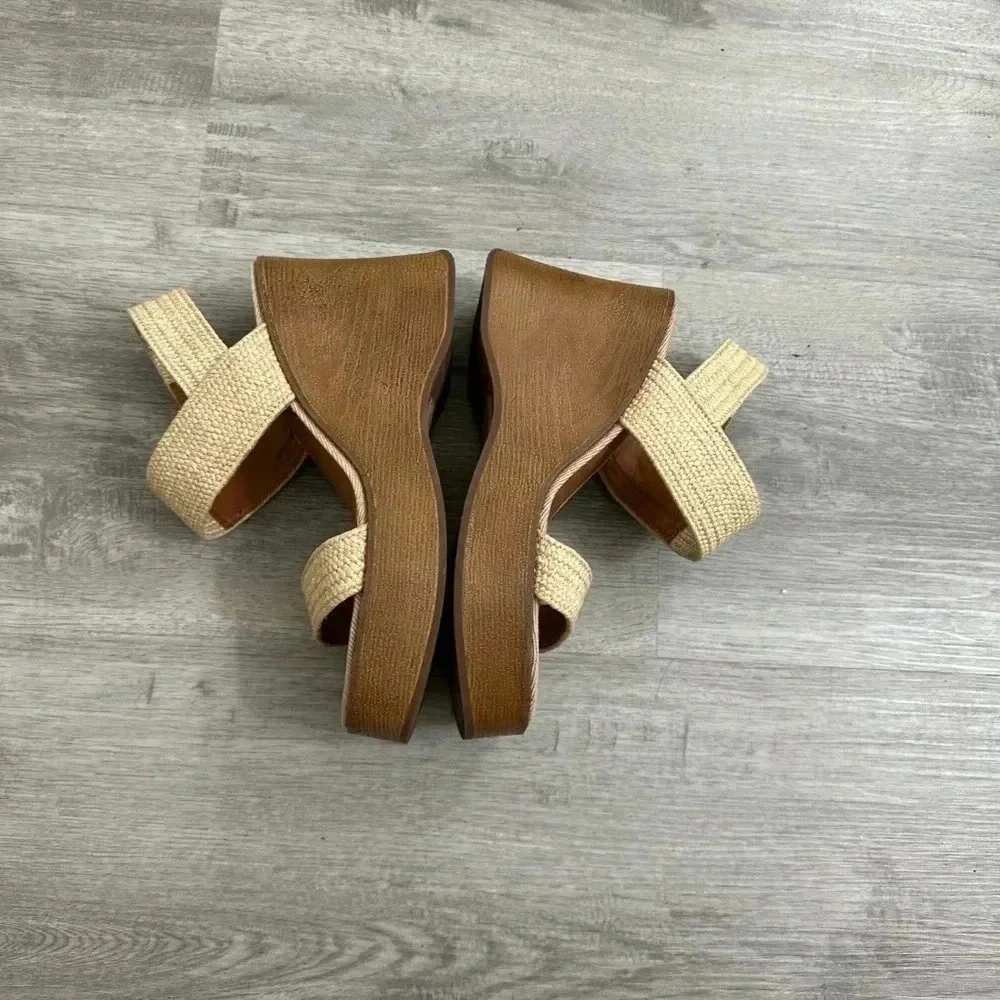 Lucky Brand cream and tan sandals with a wooden wedge heel #summer size 7.5